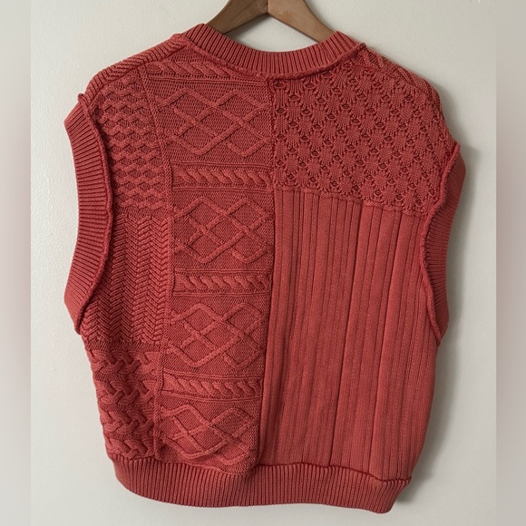 Free People XS Take the Plunge Coral Cable Knit Sweater Top - Picture 6 of 6